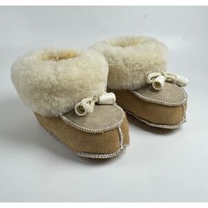 BABY ‎ SLIPPERS/SHEEPSKIN BOOTS FOR BABY 100% GENUINE  LEATHER UNISEX SIZE UK 3